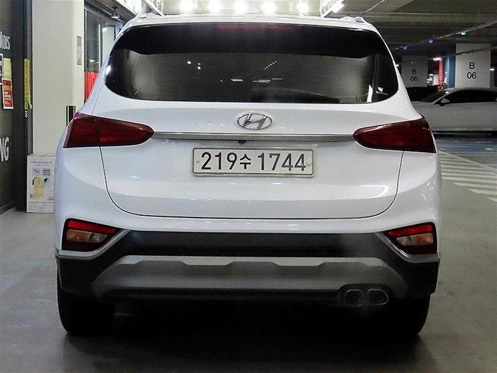 HYUNDAI Santa Fe - Vista 5