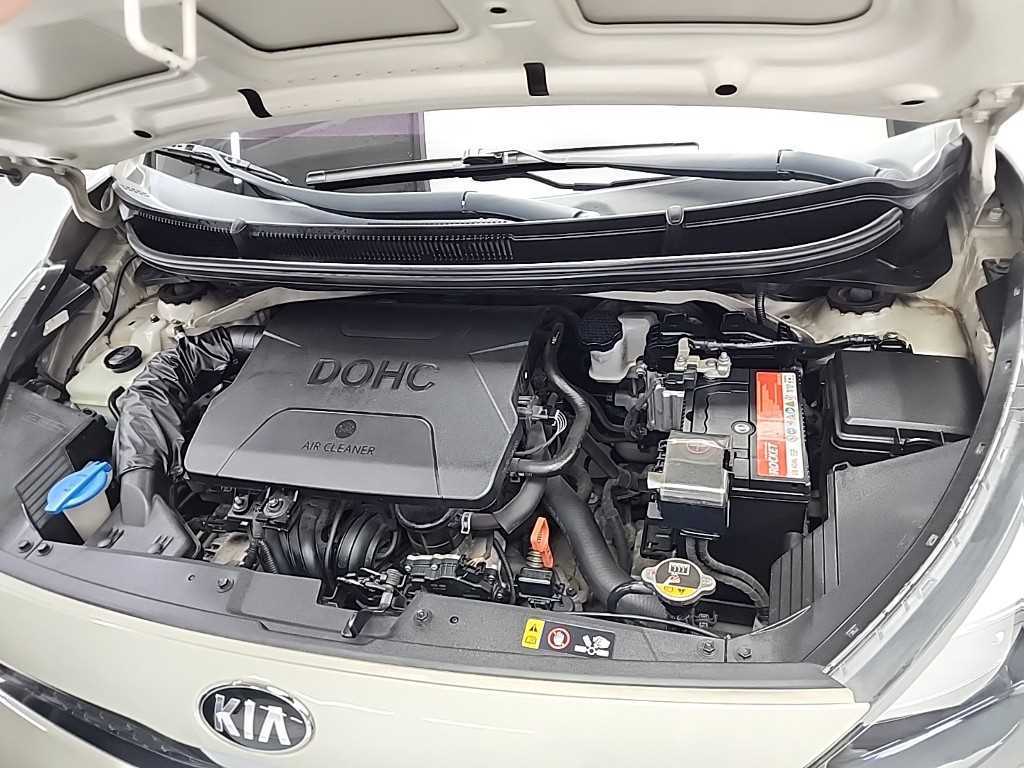 KIA Morning - Vista 5