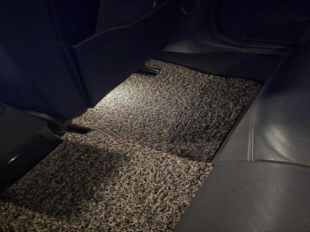 Mercedes Benz E class 2014 Gris - Importación desde Corea - HF Imports Iquique - Foto 17