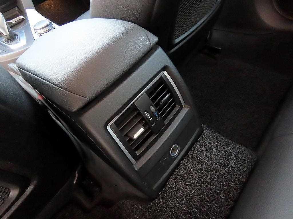 BMW 3 series 2017 Blanco - Importación desde Corea - HF Imports Iquique - Foto 17