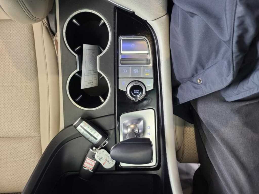 Genesis G70 2023 Blanco - Importación desde Corea - HF Imports Iquique - Foto 14