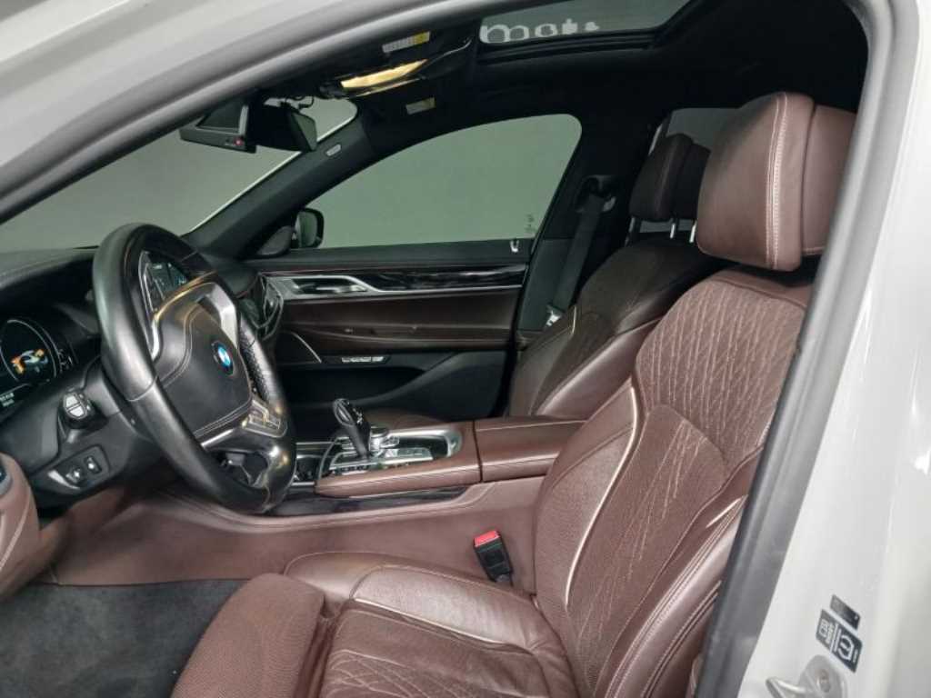 BMW 7 Series - Vista 7
