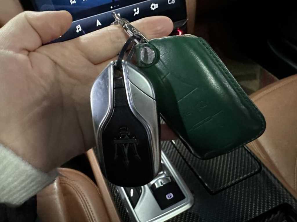 Maserati Quattroforte 2015 Negro - Importación desde Corea - HF Imports Iquique - Foto 17