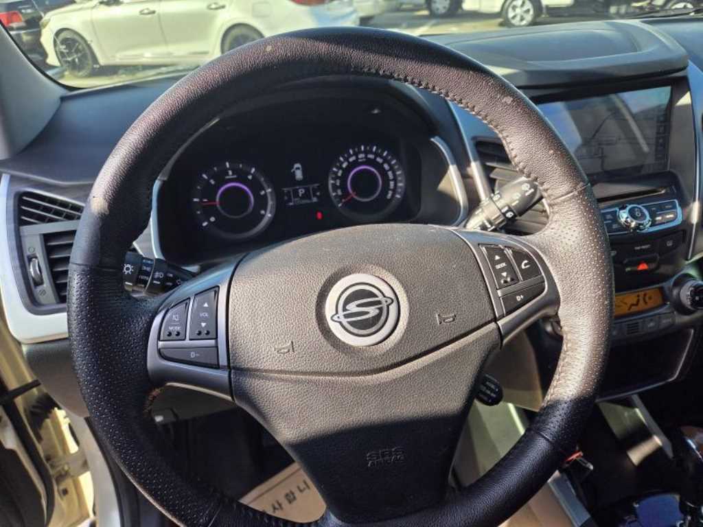 Ssangyong Korando - Vista 10