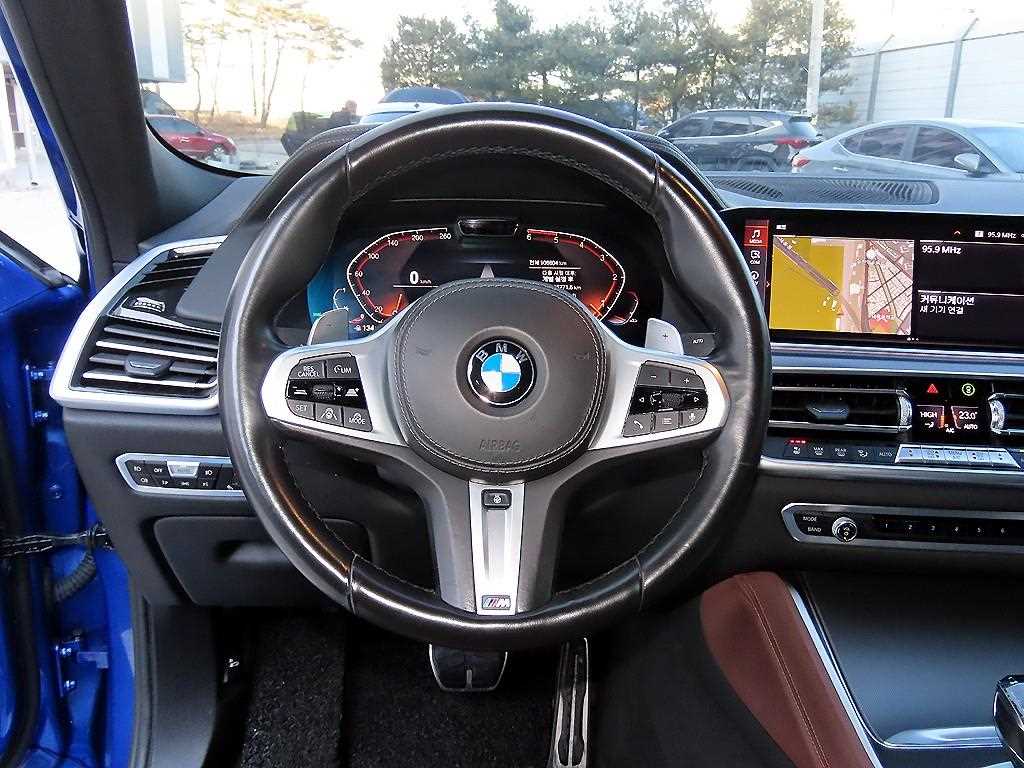 BMW X6 - Vista 8