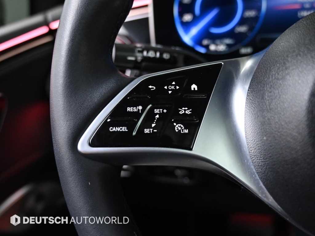 Mercedes Benz EQE - Vista 6