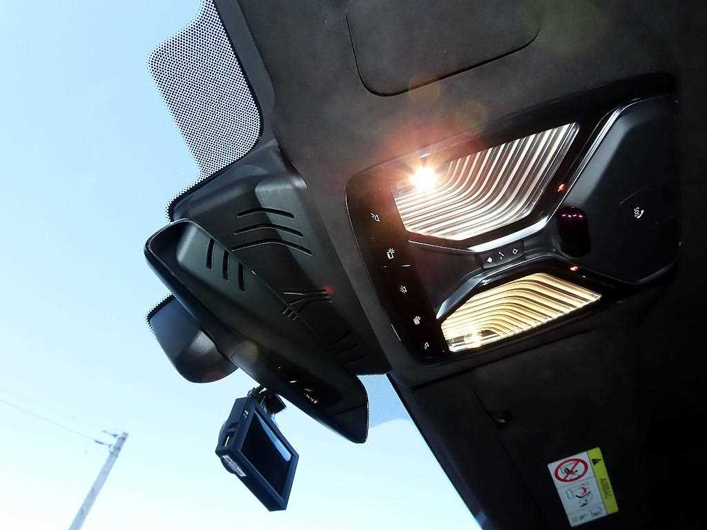 BMW 8 Series 2022 Negro - Importación desde Corea - HF Imports Iquique - Foto 15