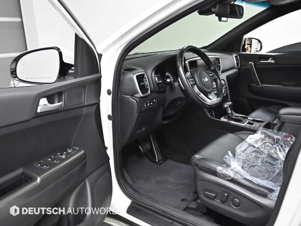 KIA Sportage - Vista 11