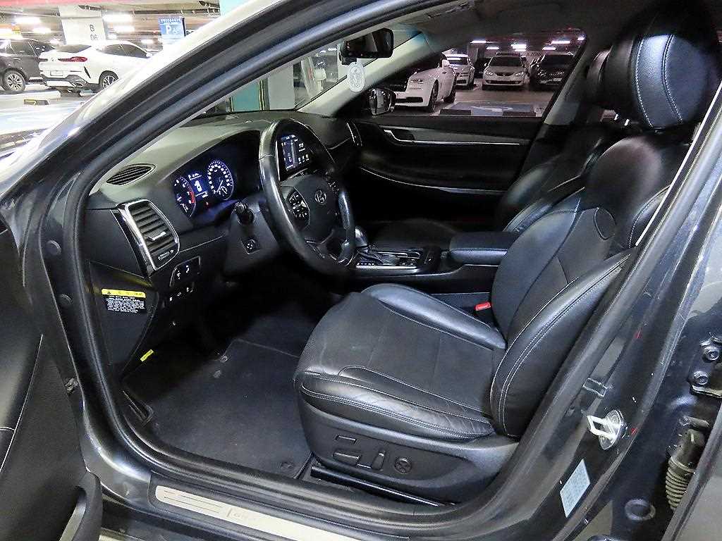 HYUNDAI Grandeur - Vista 6