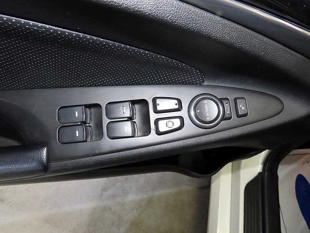 HYUNDAI Sonata 2014 Blanco - Importación desde Corea - HF Imports Iquique - Foto 13