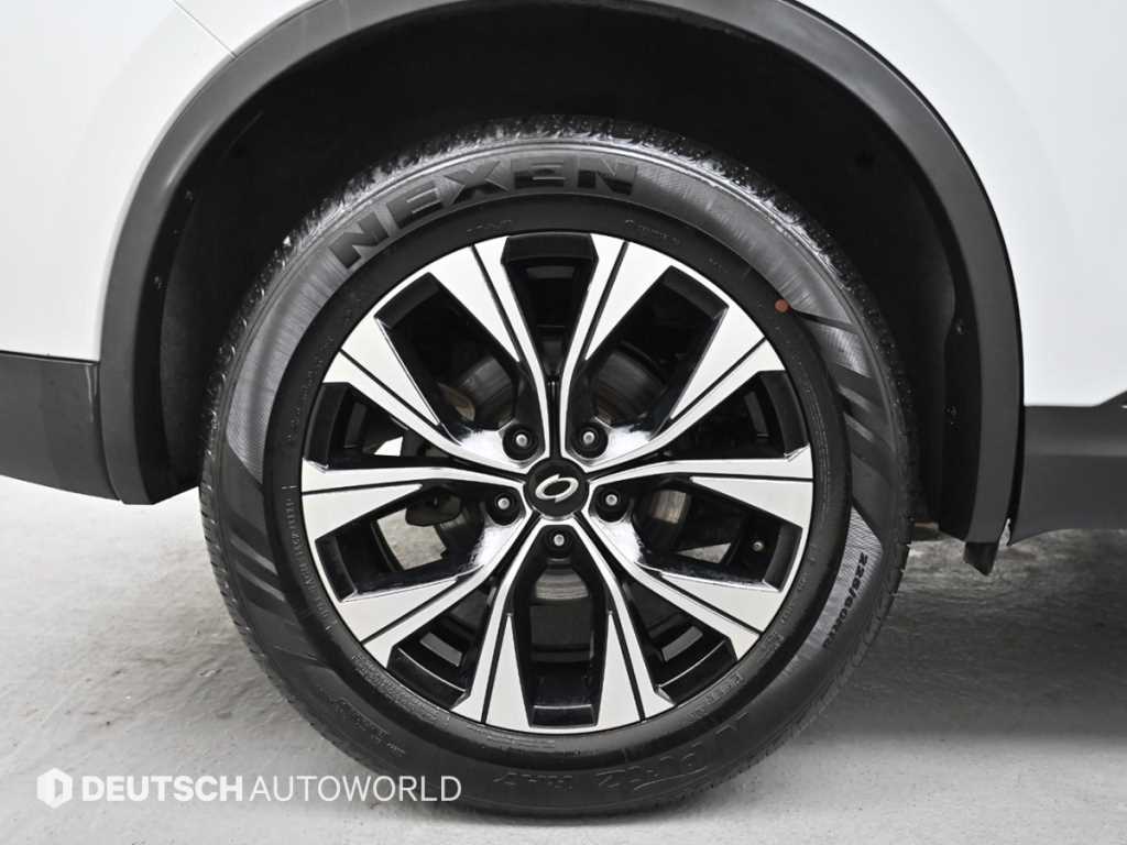 SAMSUNG QM6 - Vista 5