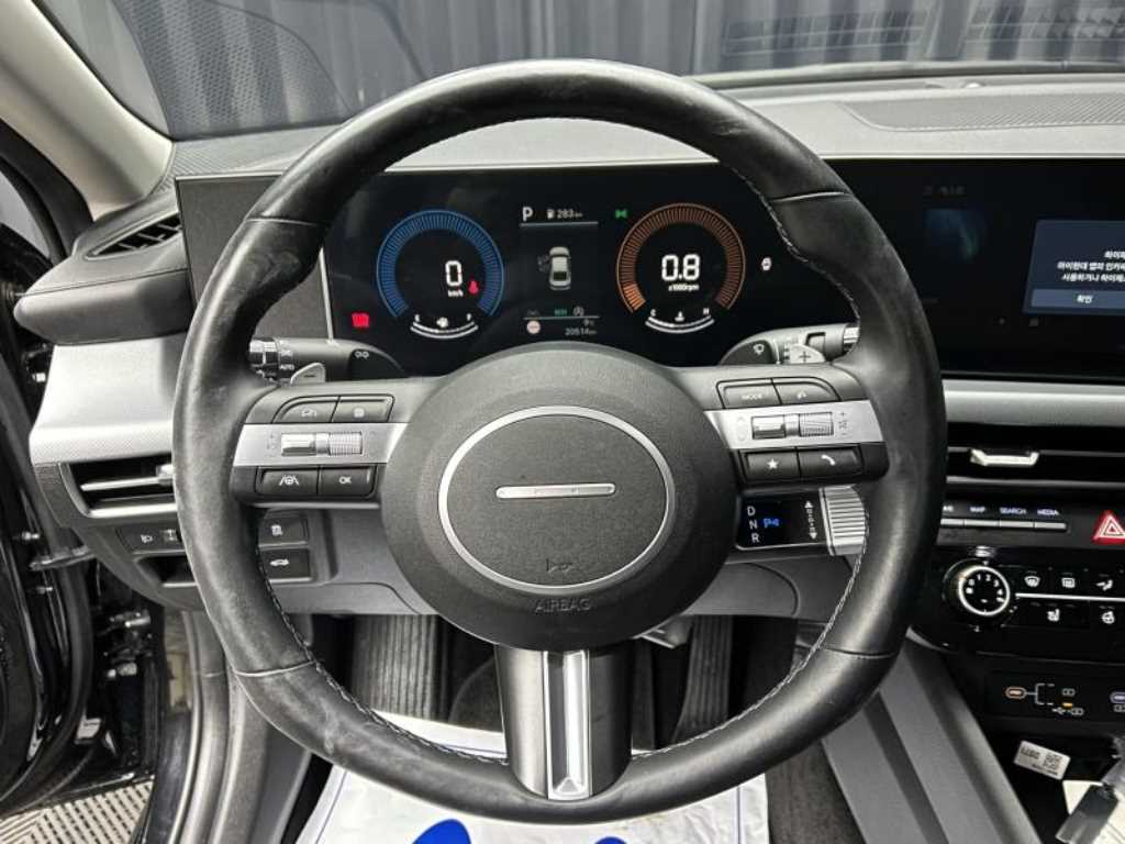 HYUNDAI Sonata - Vista 8