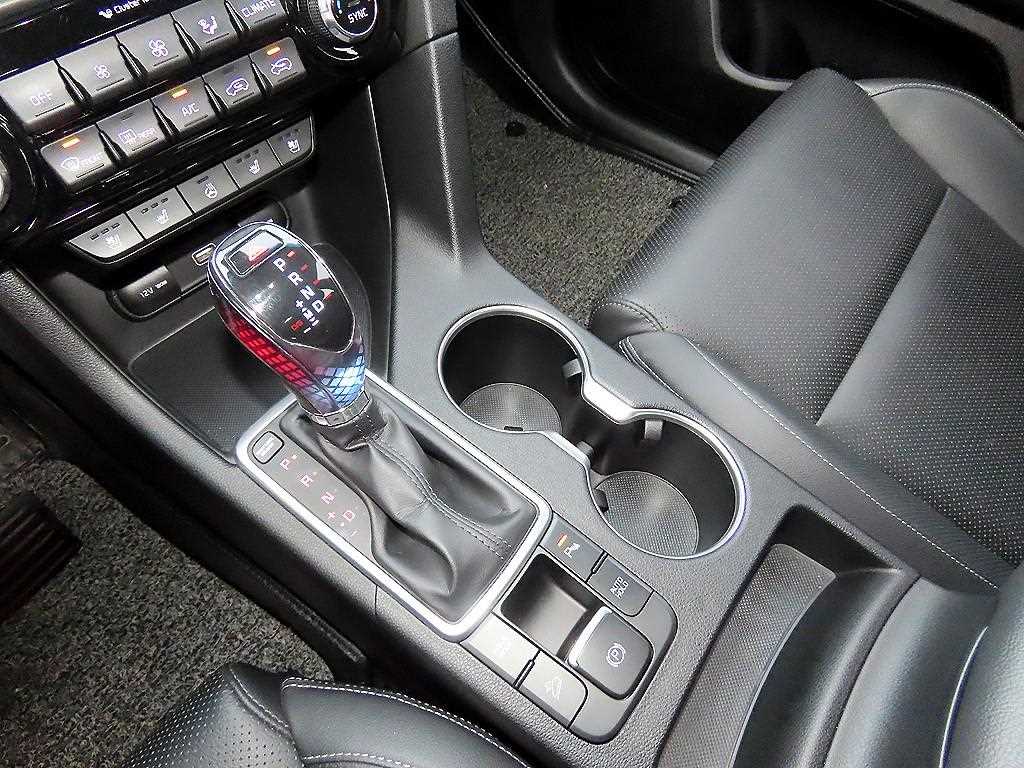 KIA Sportage - Vista 11