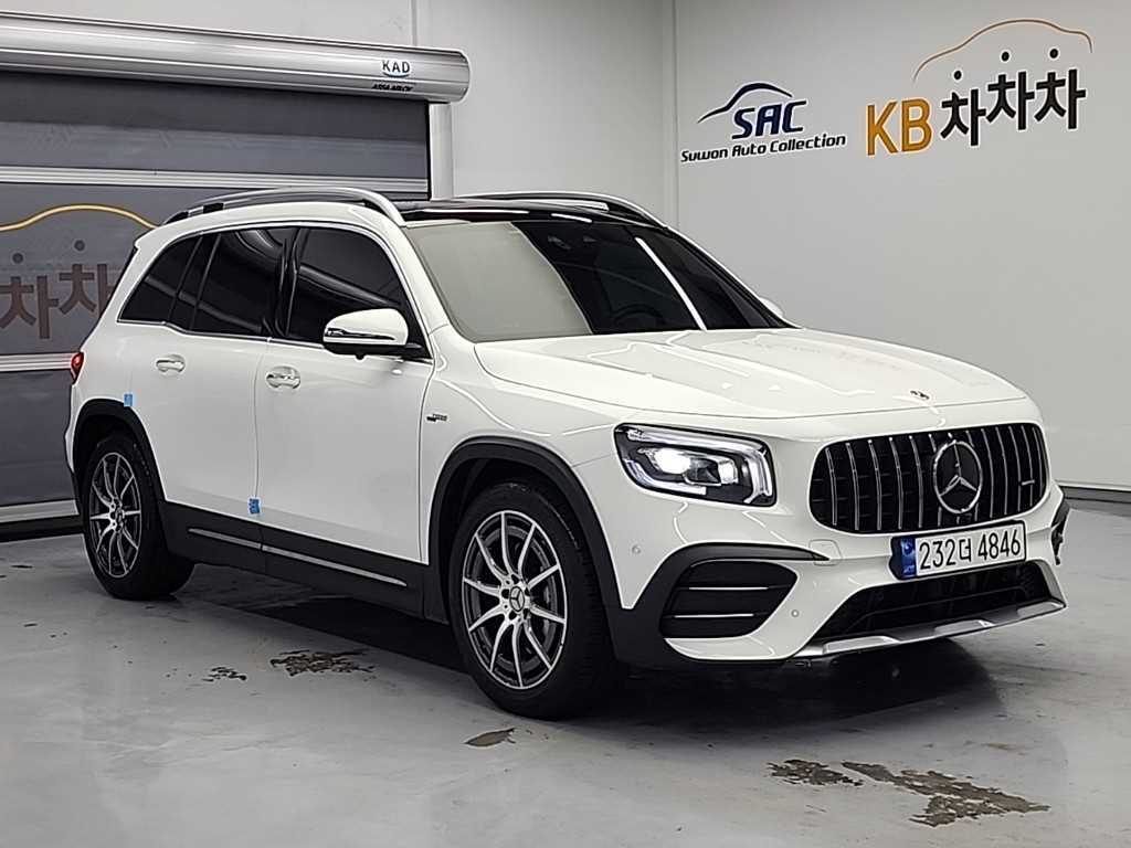 Mercedes Benz GLB Class - Vista 4