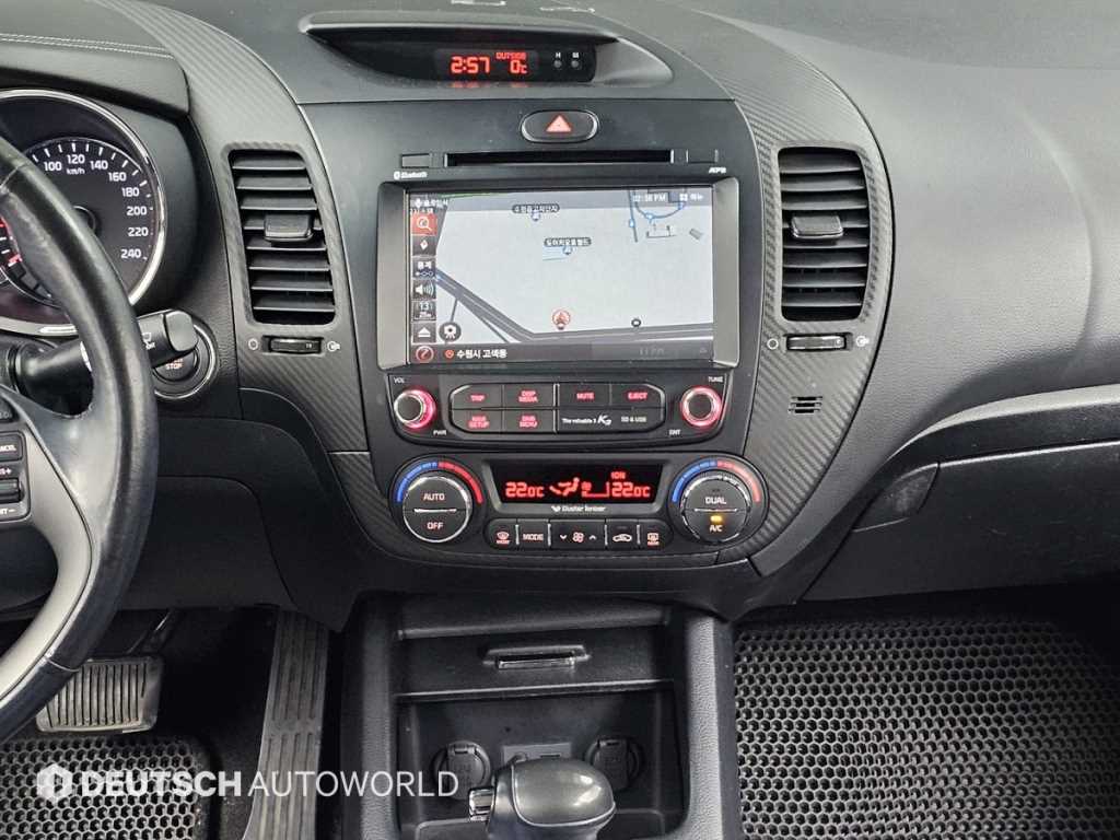 KIA K3 2015 Blanco - Importación desde Corea - HF Imports Iquique - Foto 14