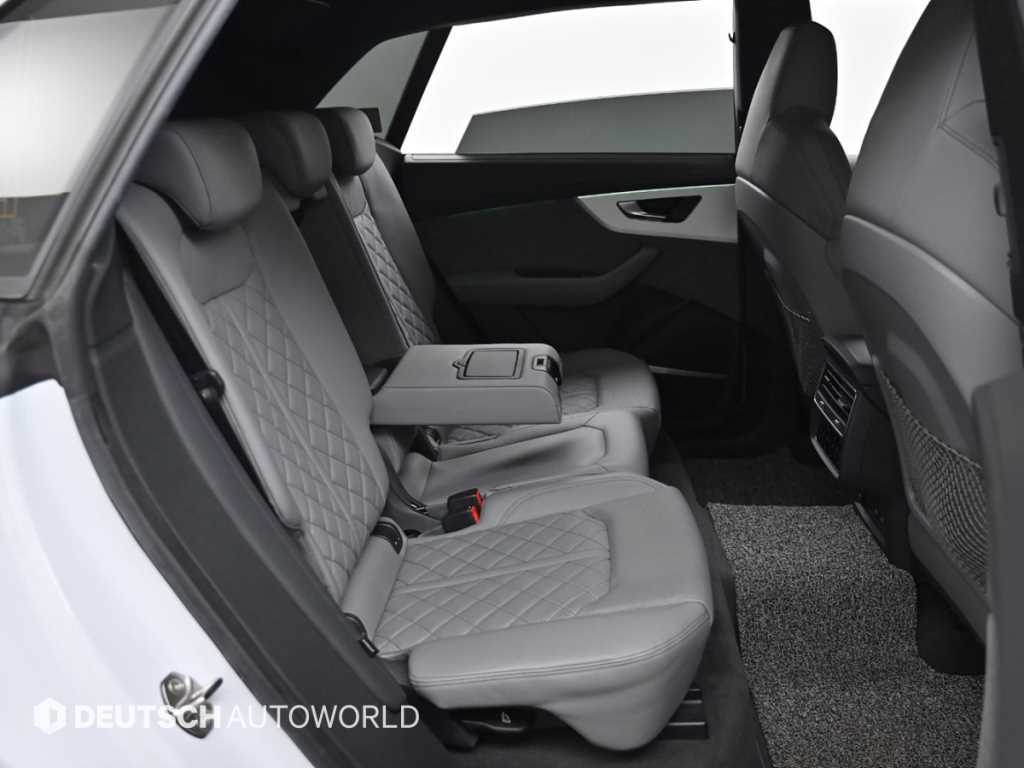 Audi Q8 - Vista 12