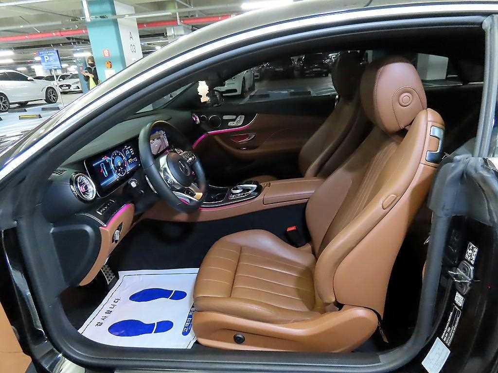 Mercedes Benz E class - Vista 6