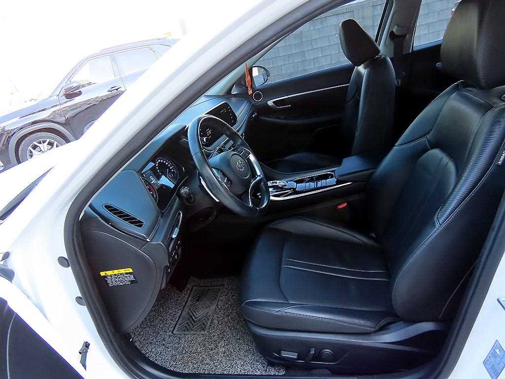 HYUNDAI Sonata - Vista 5