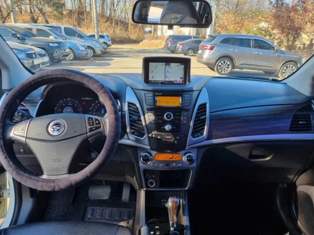 Ssangyong Korando - Vista 8