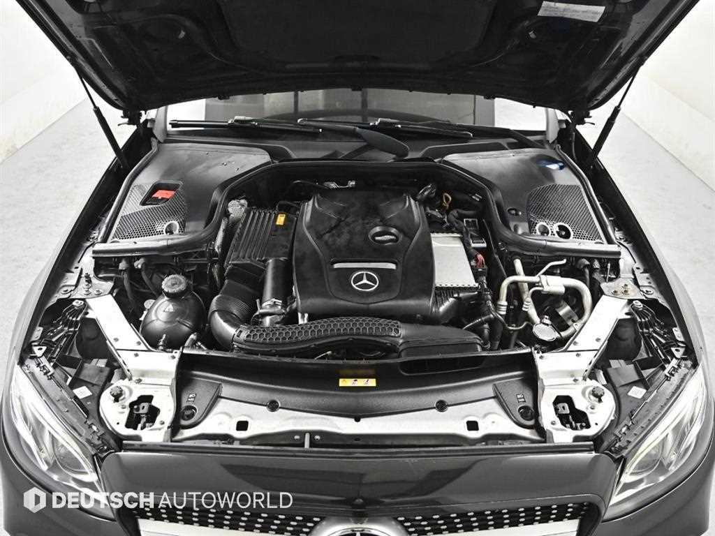 Mercedes Benz E class - Vista 6