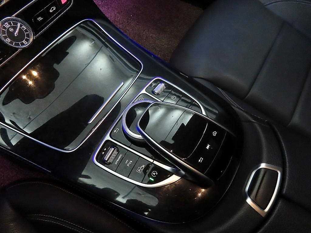 Mercedes Benz E class 2017 Blanco - Importación desde Corea - HF Imports Iquique - Foto 13