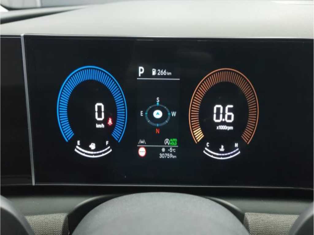 HYUNDAI Tucson - Vista 6