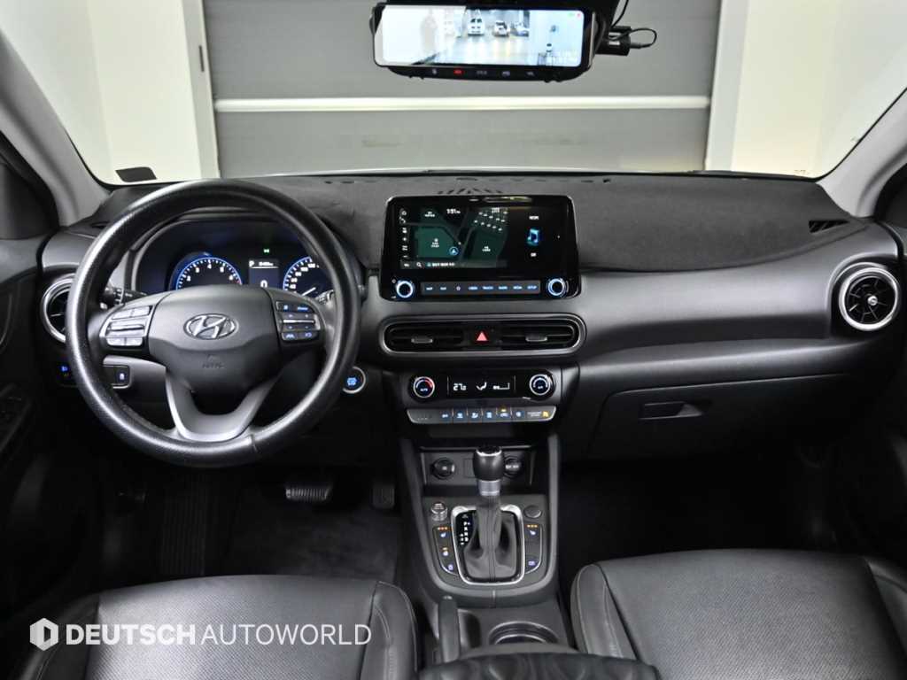 HYUNDAI Kona - Vista 7