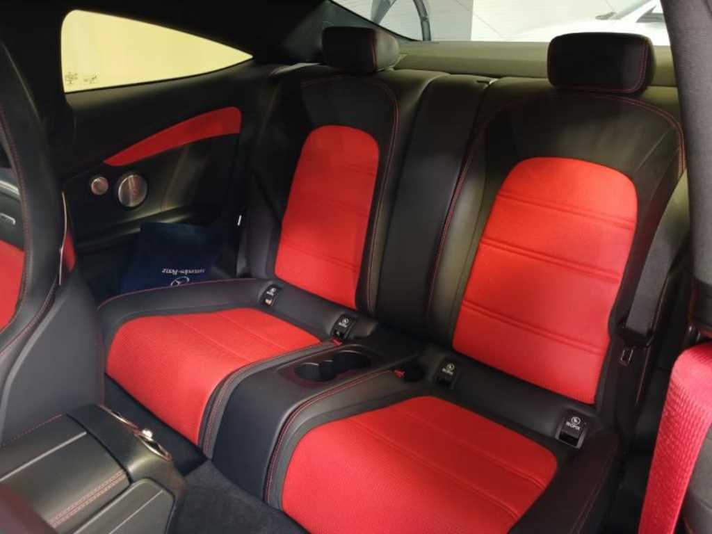 Mercedes Benz C Class - Vista 7