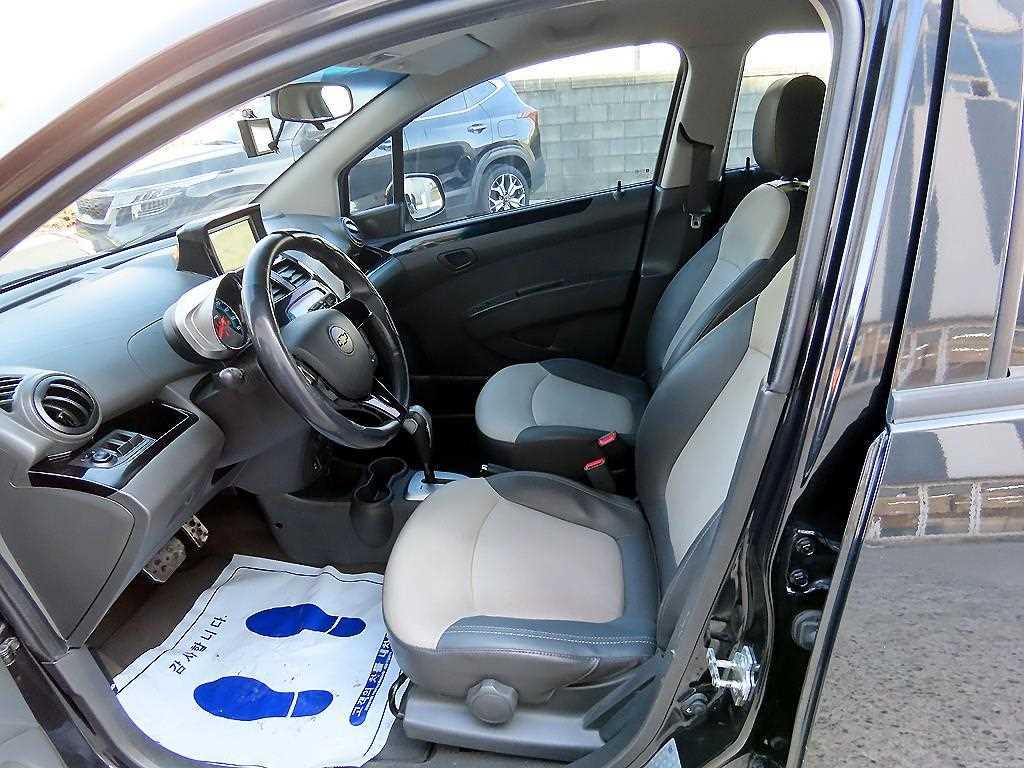 Chevrolet Spark - Vista 5