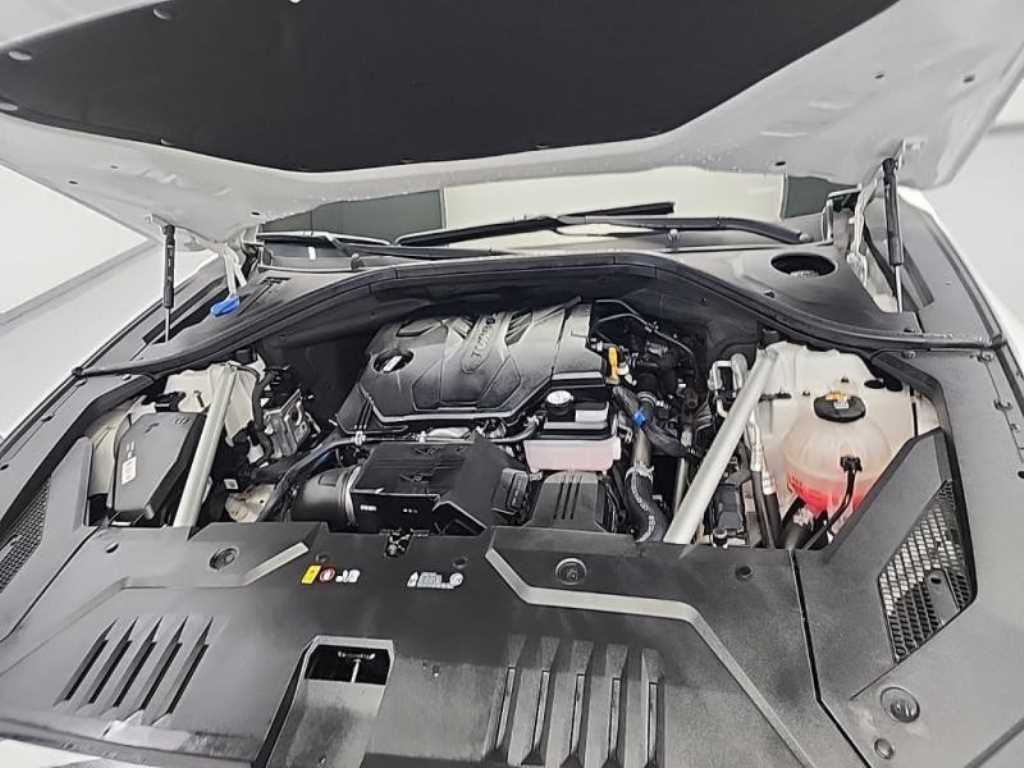 Genesis GV70 - Vista 5