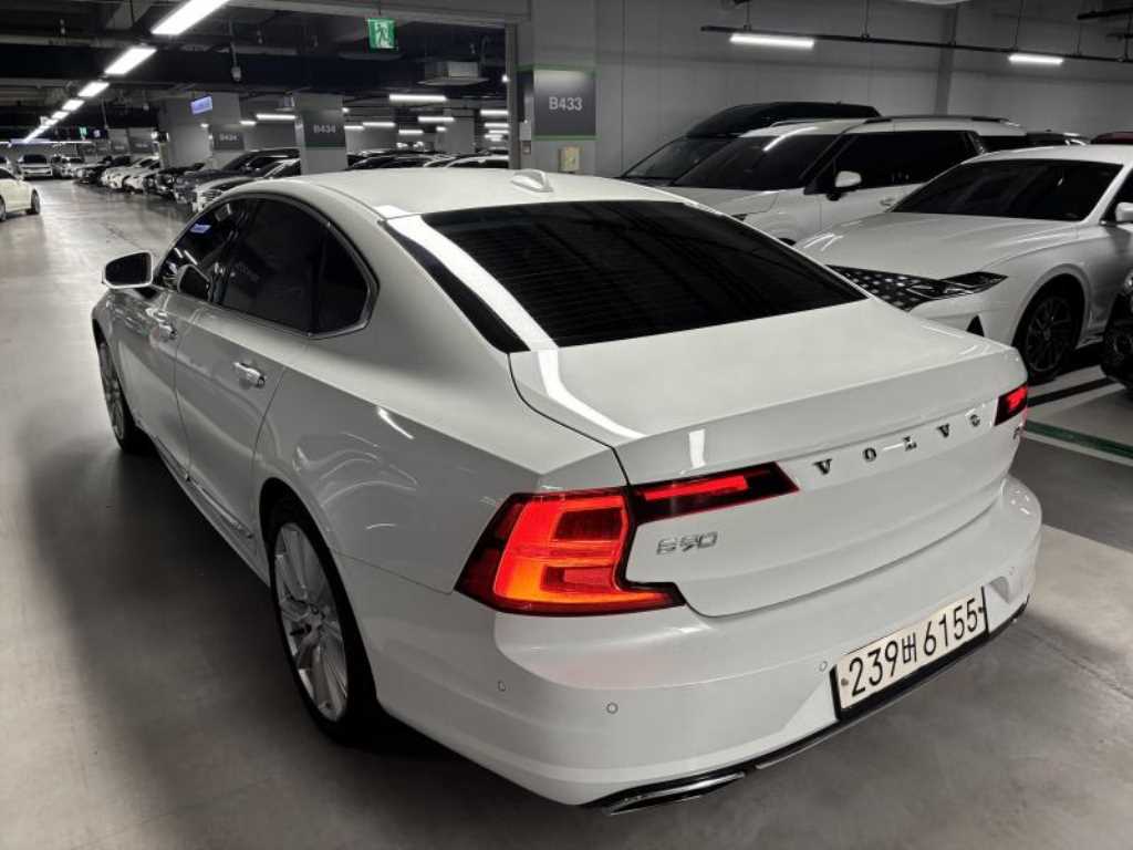 Volvo S90 - Vista 6