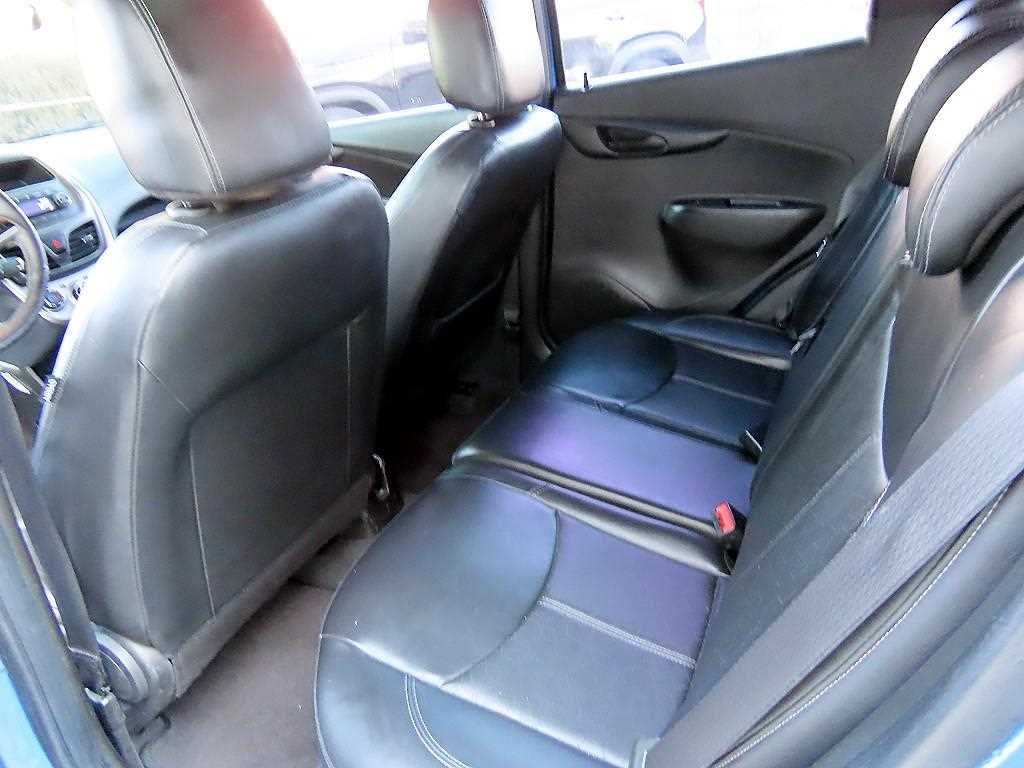 Chevrolet Spark - Vista 6