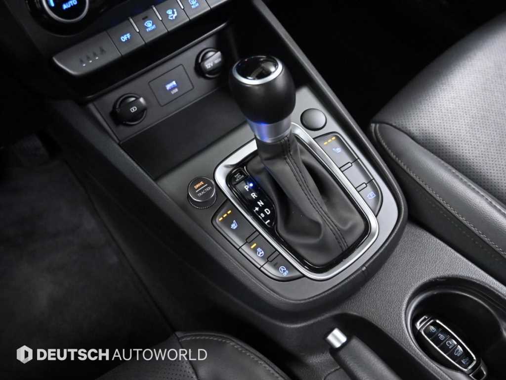 HYUNDAI Kona - Vista 9