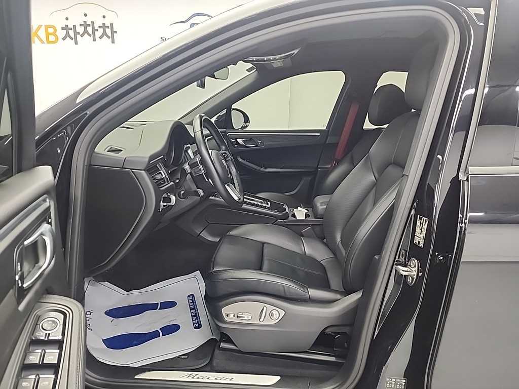 Porsche Macan - Vista 11