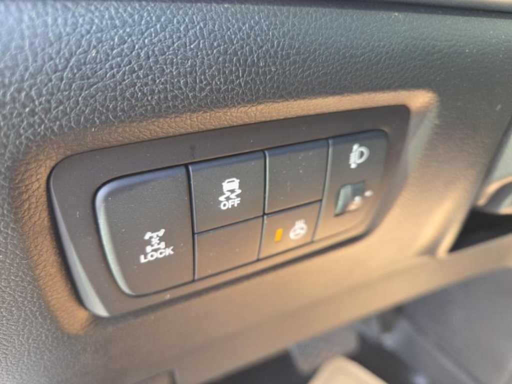 Ssangyong Korando - Vista 12