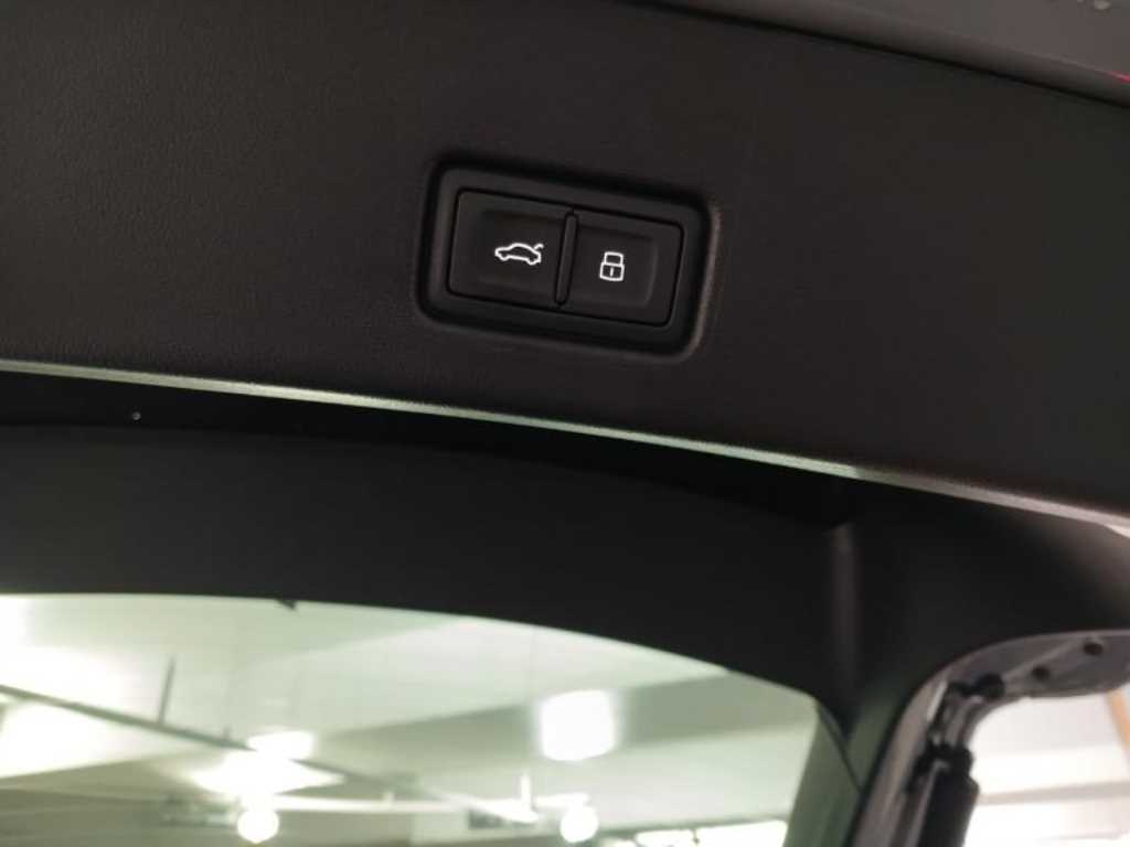 Audi Q4 2025 Gris - Importación desde Corea - HF Imports Iquique - Foto 18