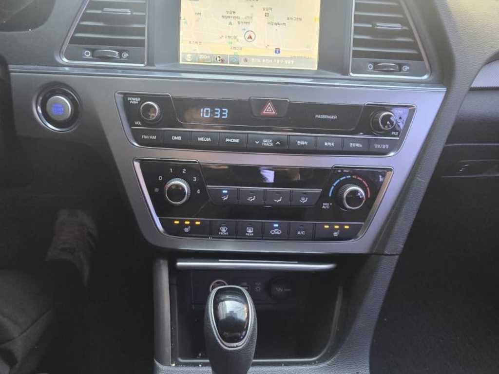 HYUNDAI Sonata - Vista 7