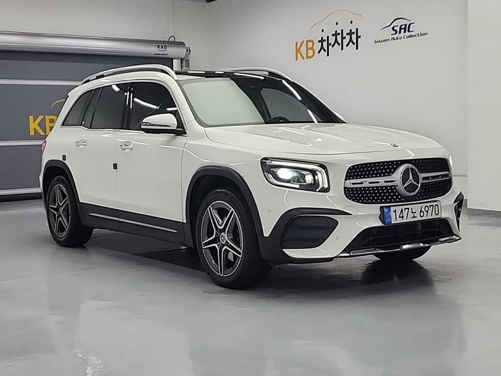 Mercedes Benz GLB Class - Vista 4