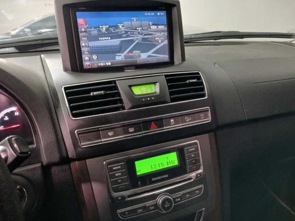 Ssangyong Rexton 2013 Negro - Importación desde Corea - HF Imports Iquique - Foto 13