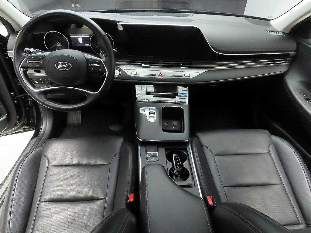 HYUNDAI Grandeur - Vista 8