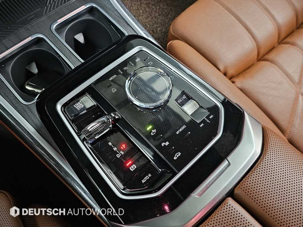 BMW 7 Series - Vista 9