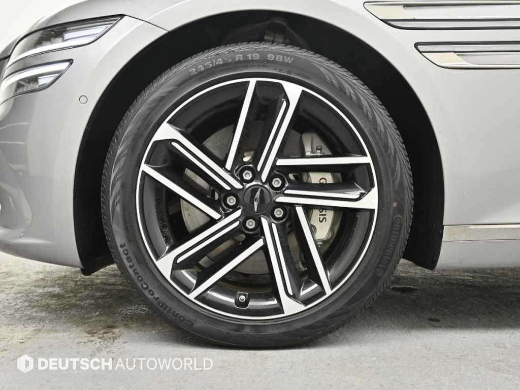 Genesis G80 - Vista 5