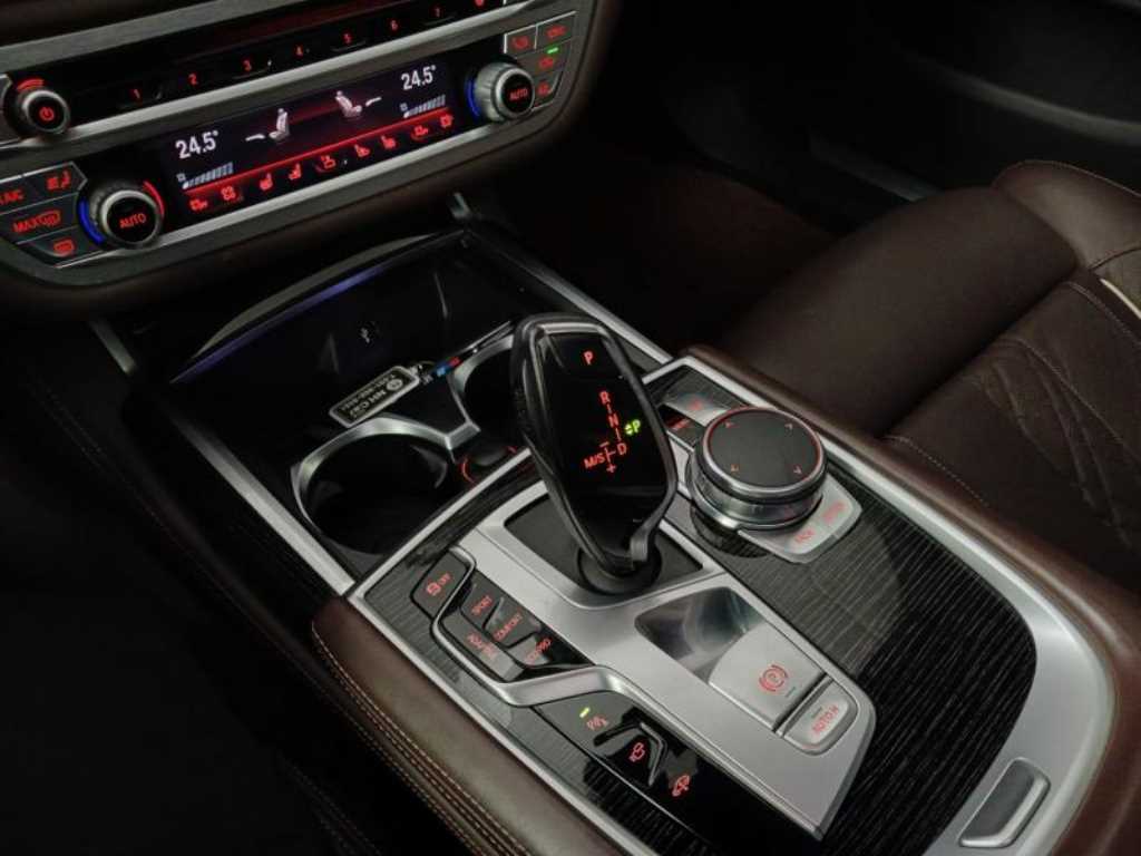 BMW 7 Series 2018 - Importación desde Corea - HF Imports Iquique - Foto 15