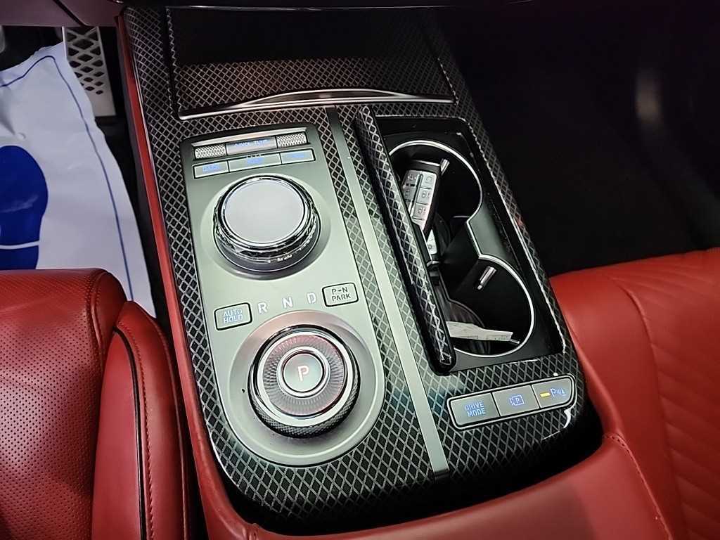 Genesis G80 - Vista 8