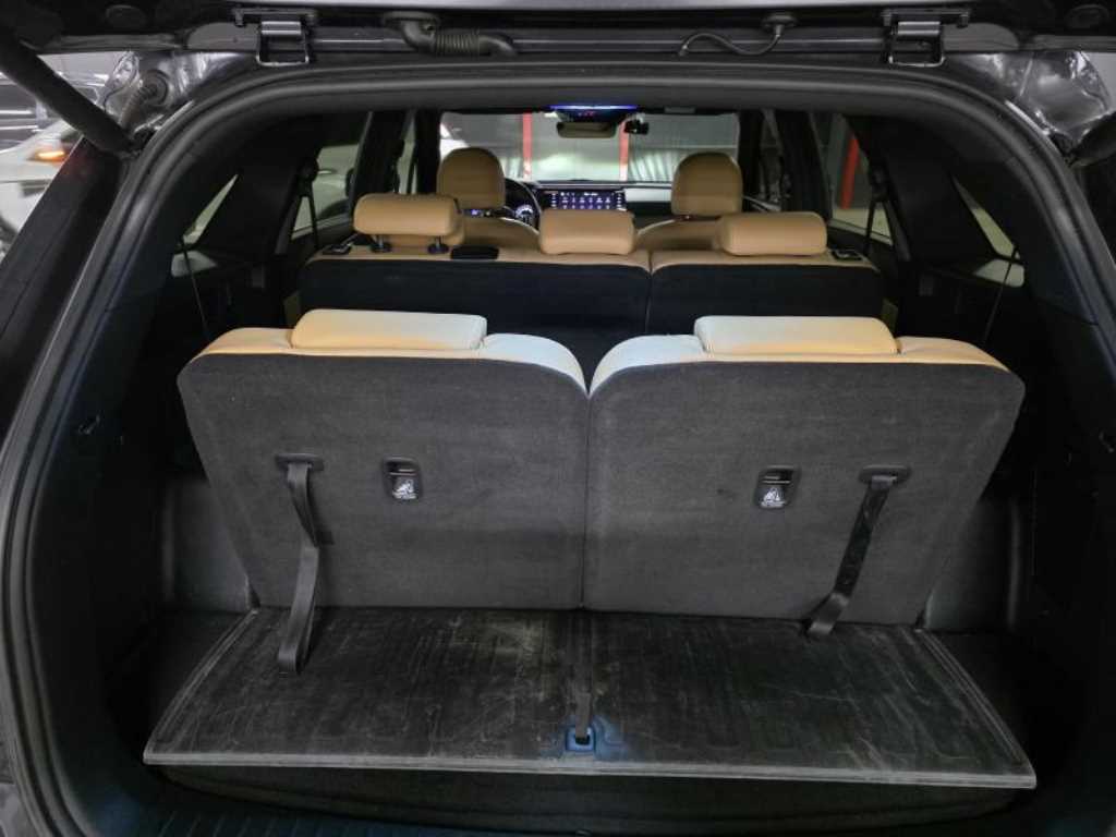 KIA Sorento - Vista 10