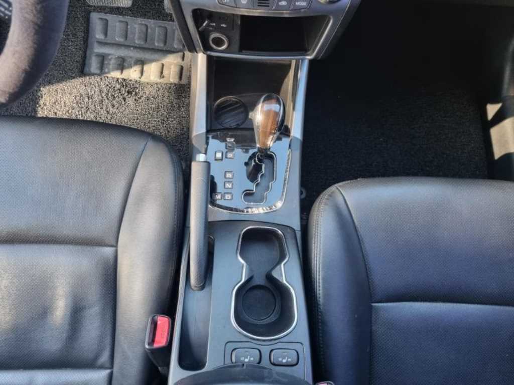 Ssangyong Korando - Vista 10