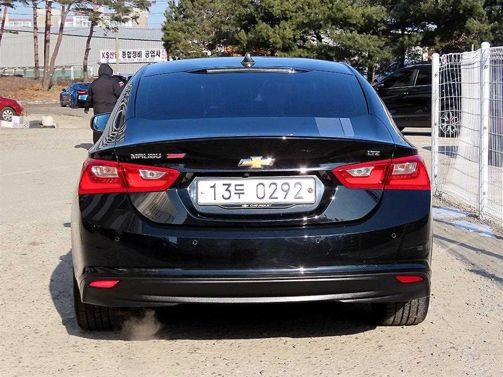 Chevrolet Malibu - Vista 4