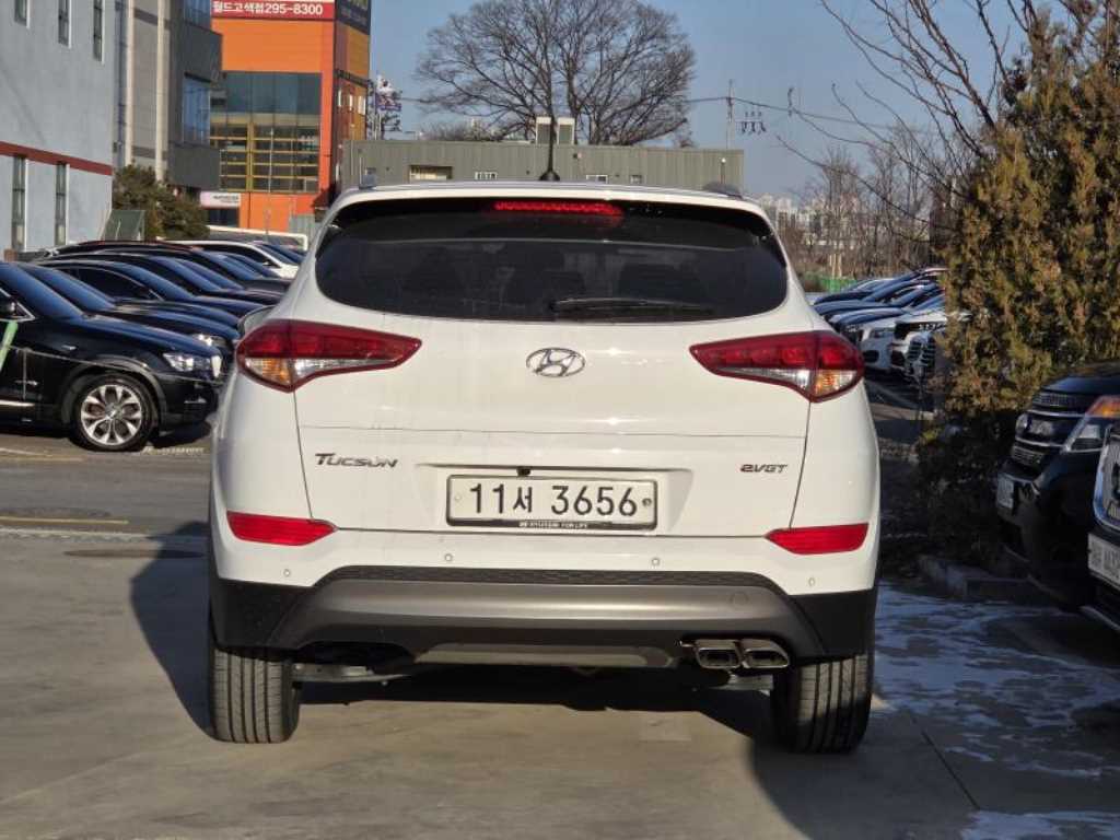 HYUNDAI Tucson - Vista 4