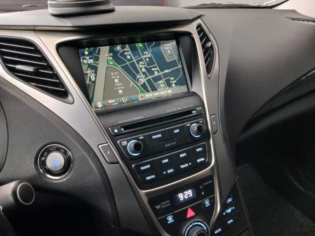 HYUNDAI Grandeur 2012 Blanco - Importación desde Corea - HF Imports Iquique - Foto 16