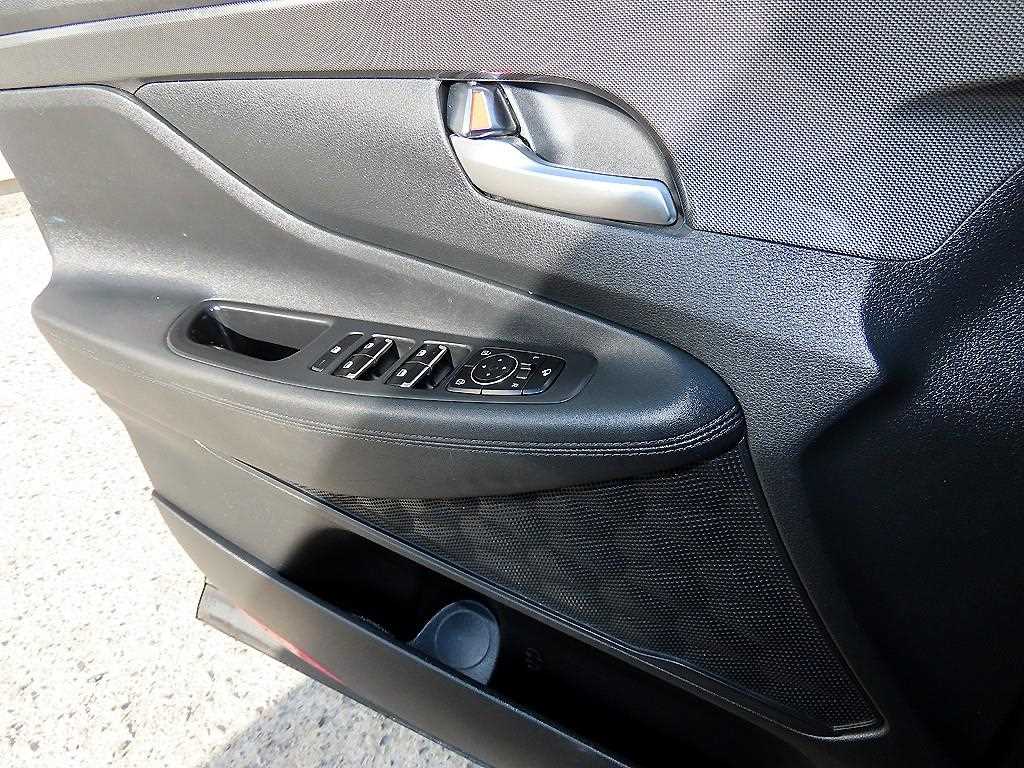 HYUNDAI Santa Fe - Vista 11